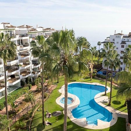 Frontline Beach Penthouse In Mi Capricho Sitio de Calahonda Exterior photo
